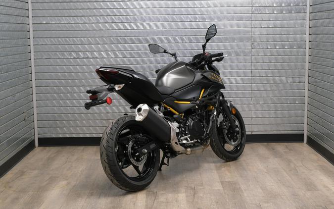 2026 KAWASAKI Z500 ABS