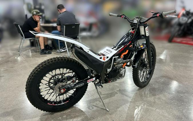 2018 Honda COTA 300RR