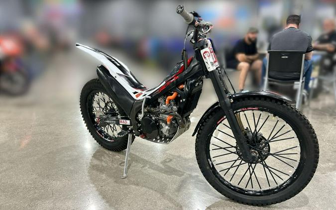 2018 Honda COTA 300RR