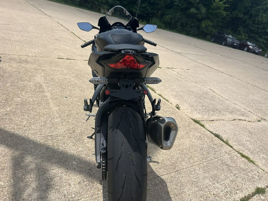 2025 Kawasaki Ninja ZX-10R KRT Edition