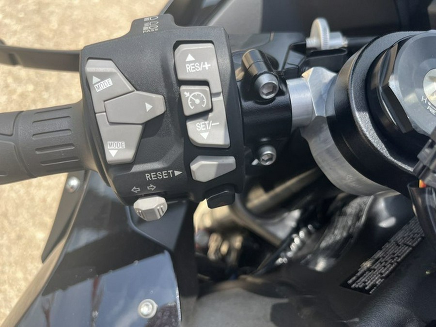 2025 Kawasaki Ninja ZX-10R KRT Edition