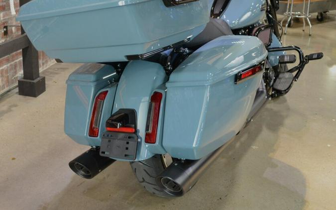 2024 Harley-Davidson Street Glide® Sharkskin Blue - Black Finish