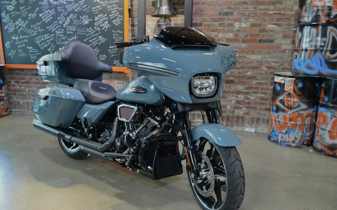 2024 Harley-Davidson Street Glide® Sharkskin Blue - Black Finish