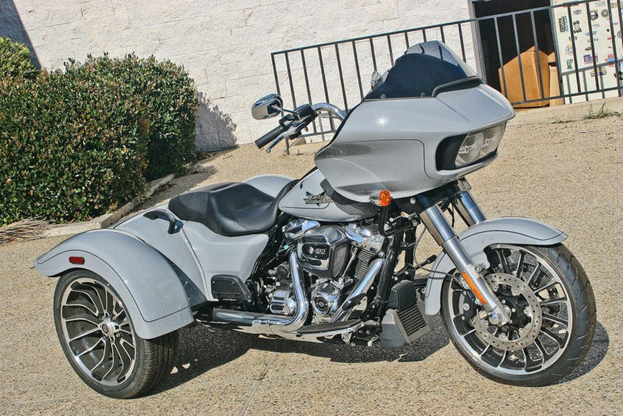 2024 Harley-Davidson® FLTRT - Road Glide® 3