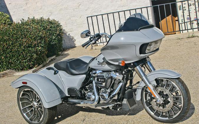 2024 Harley-Davidson® FLTRT - Road Glide® 3