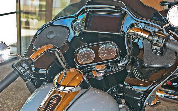 2024 Harley-Davidson® FLTRT - Road Glide® 3