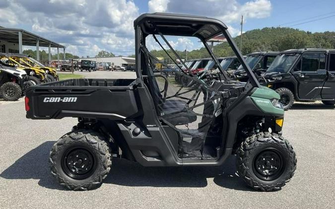 2025 Can-Am Defender HD9