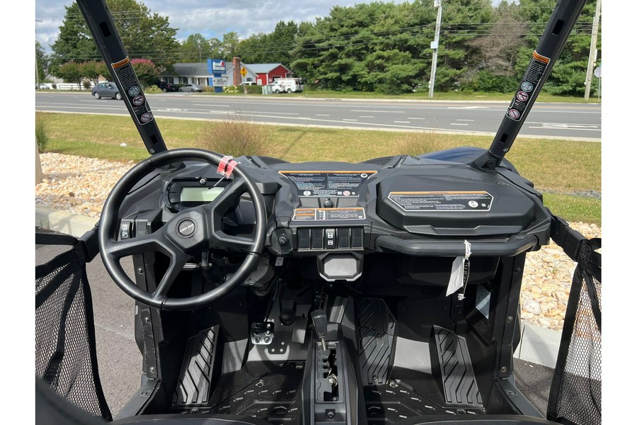 2025 Can-Am Maverick Trail DPS 700