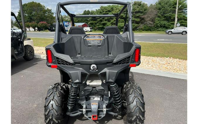 2025 Can-Am Maverick Trail DPS 700