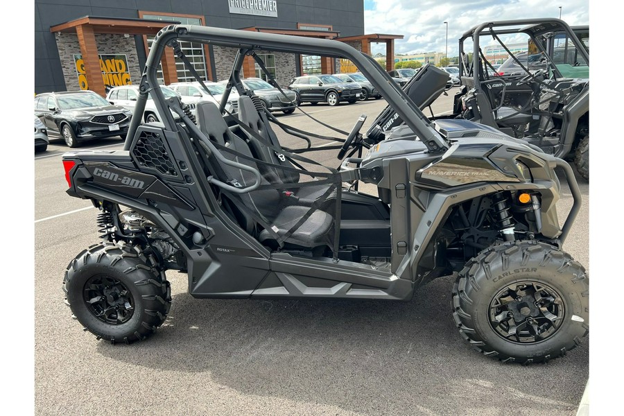 2025 Can-Am Maverick Trail DPS 700