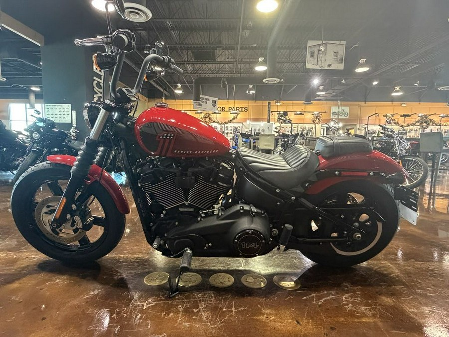2022 Harley-Davidson Softail® Street Bob® 114