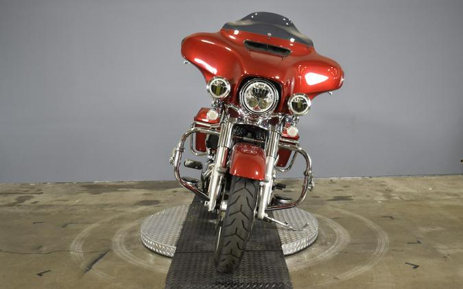 2018 Harley-Davidson Street Glide Wicked Red