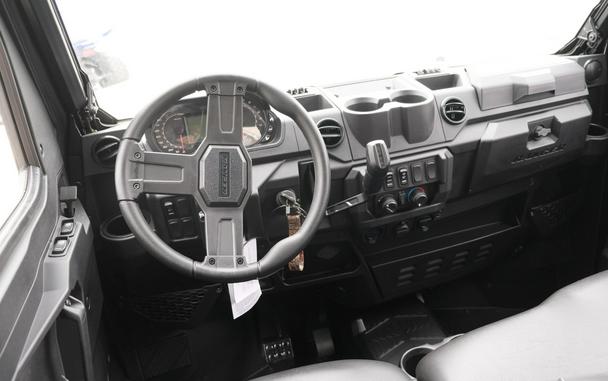 2027 POLARIS RANGER CREW XP 1000 CAB