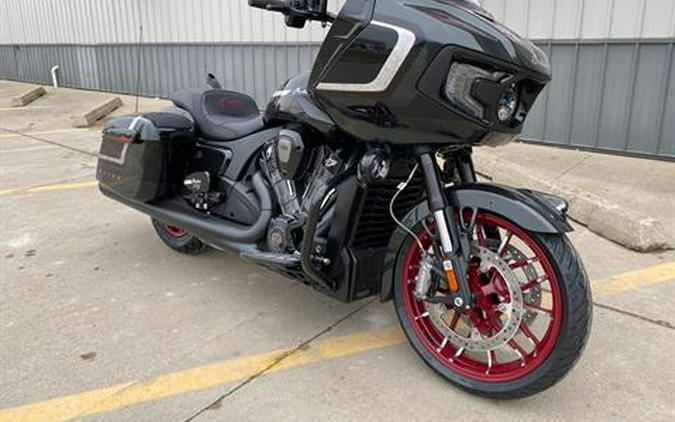 2024 Indian Motorcycle Challenger® Elite