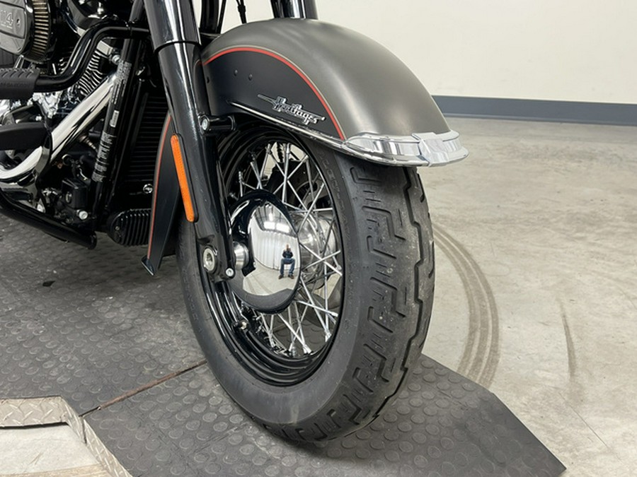 2018 Harley-Davidson Heritage Classic (FLHCS)