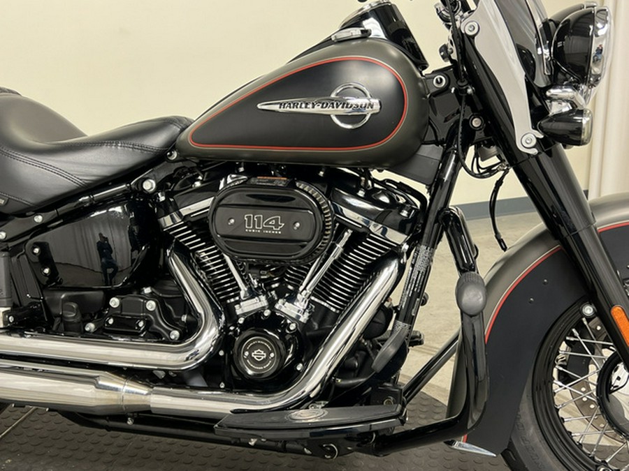 2018 Harley-Davidson Heritage Classic (FLHCS)