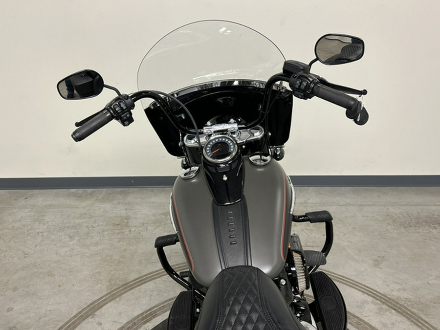 2018 Harley-Davidson Heritage Classic (FLHCS)