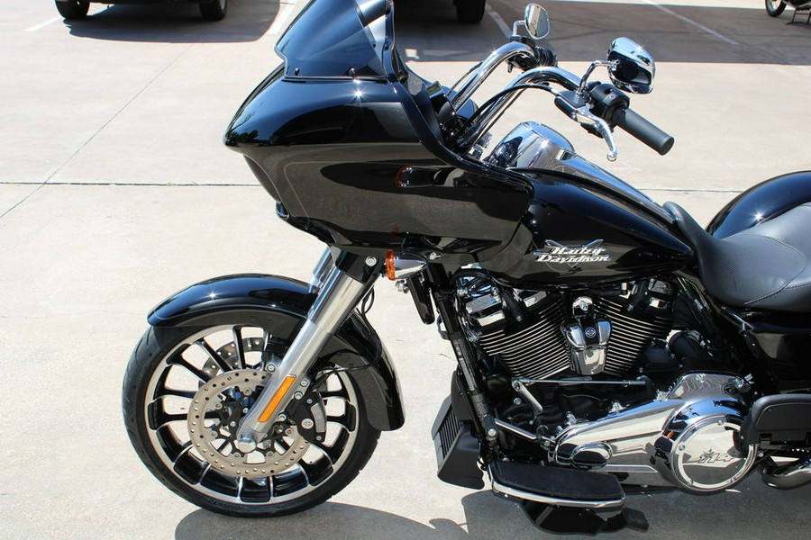 2024 Harley-Davidson® FLTRT - Road Glide® 3