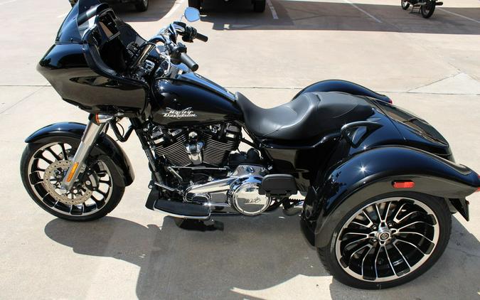 2024 Harley-Davidson® FLTRT - Road Glide® 3