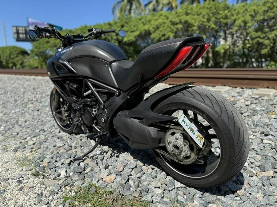 2016 Ducati Diavel Carbon