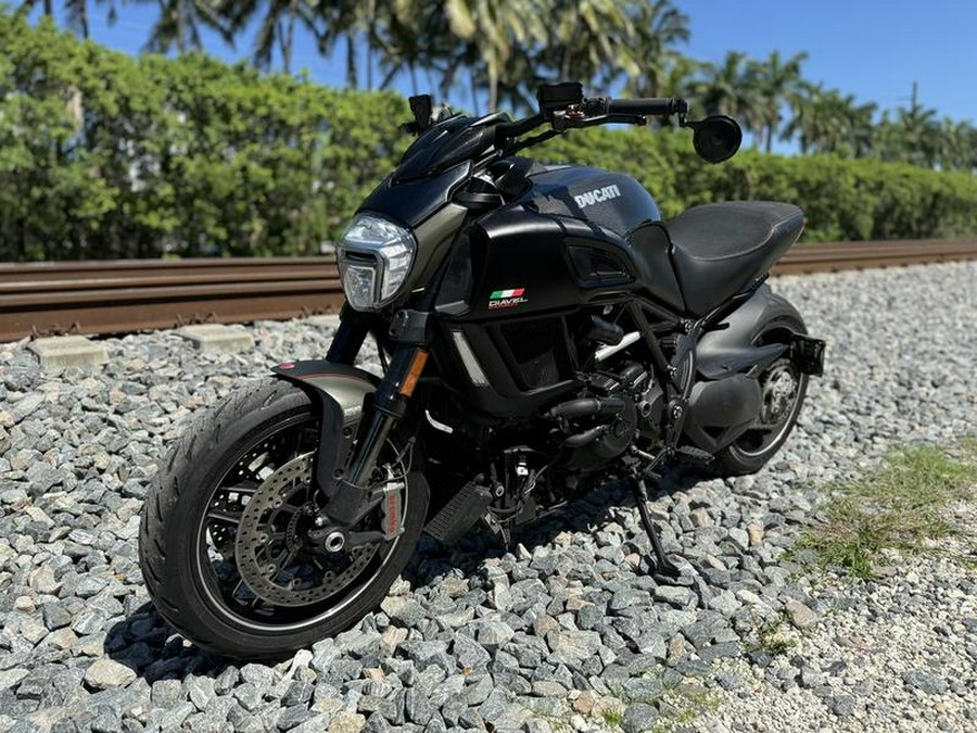 2016 Ducati Diavel Carbon