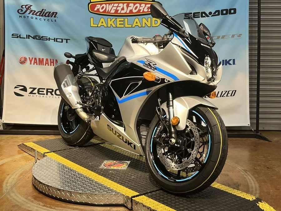 2025 Suzuki GSX-R 1000