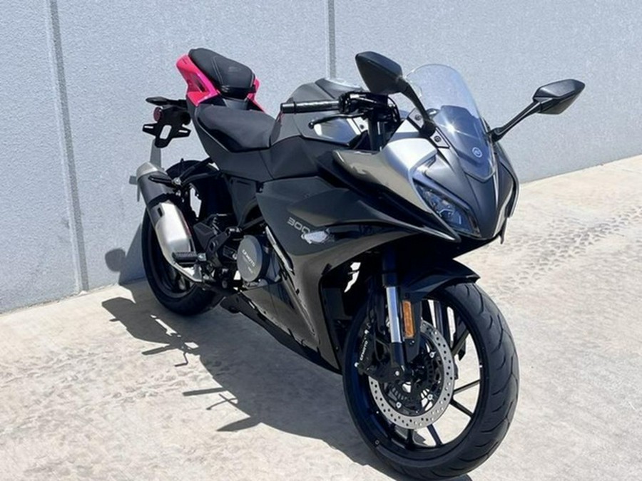 2025 CFMOTO SS 300