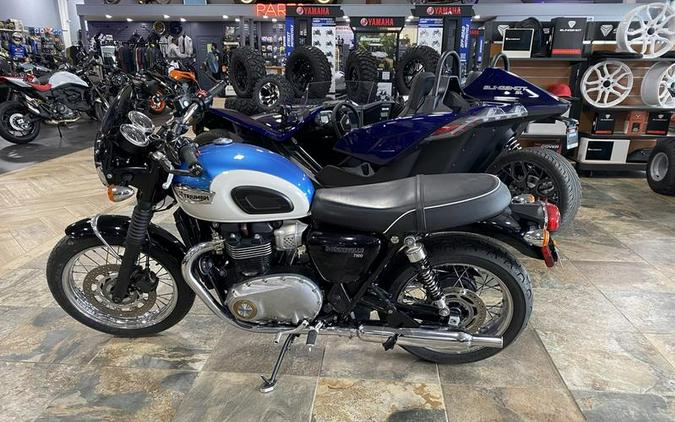 2020 Triumph Bonneville T100 Fusion White and Aegean Blue