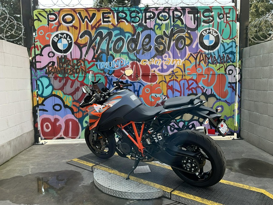 2024 KTM Super Duke 1290 GT