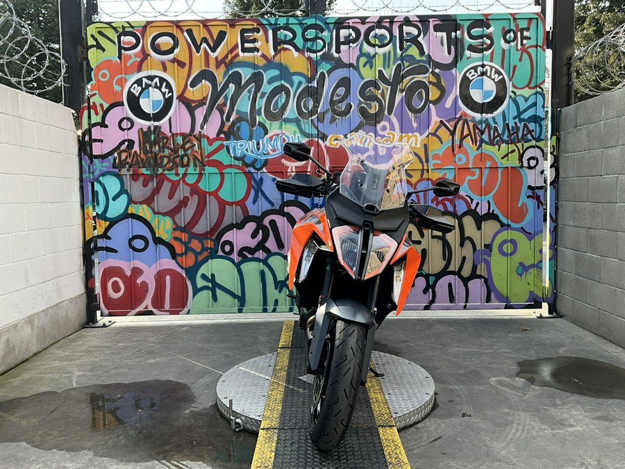 2024 KTM Super Duke 1290 GT