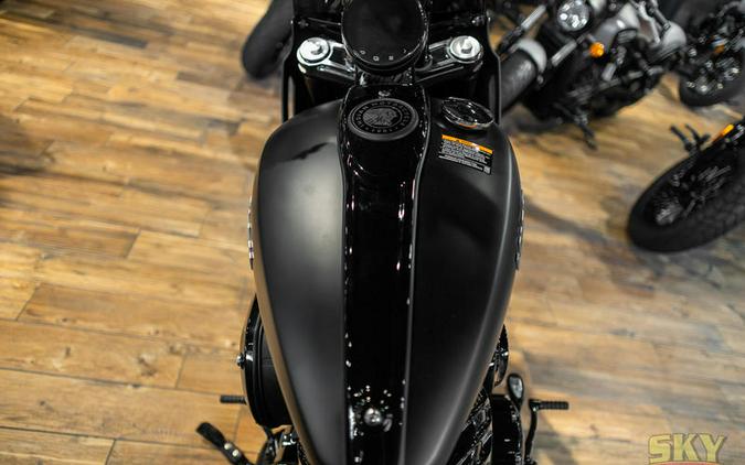 2024 Indian Motorcycle® Sport Chief Black Smoke