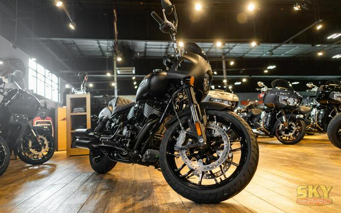 2024 Indian Motorcycle® Sport Chief Black Smoke