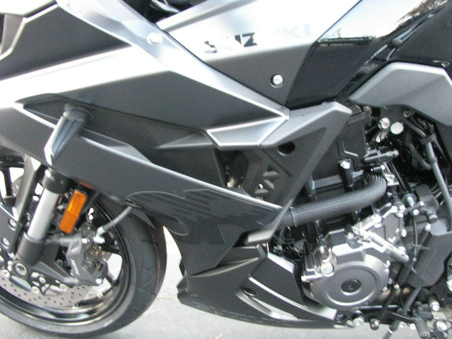 2025 Suzuki GSX-8R