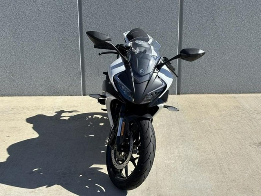 2025 CFMOTO SS 300