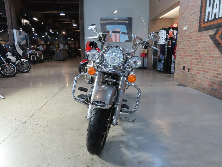 2016 Harley-Davidson® Road King® FLHR
