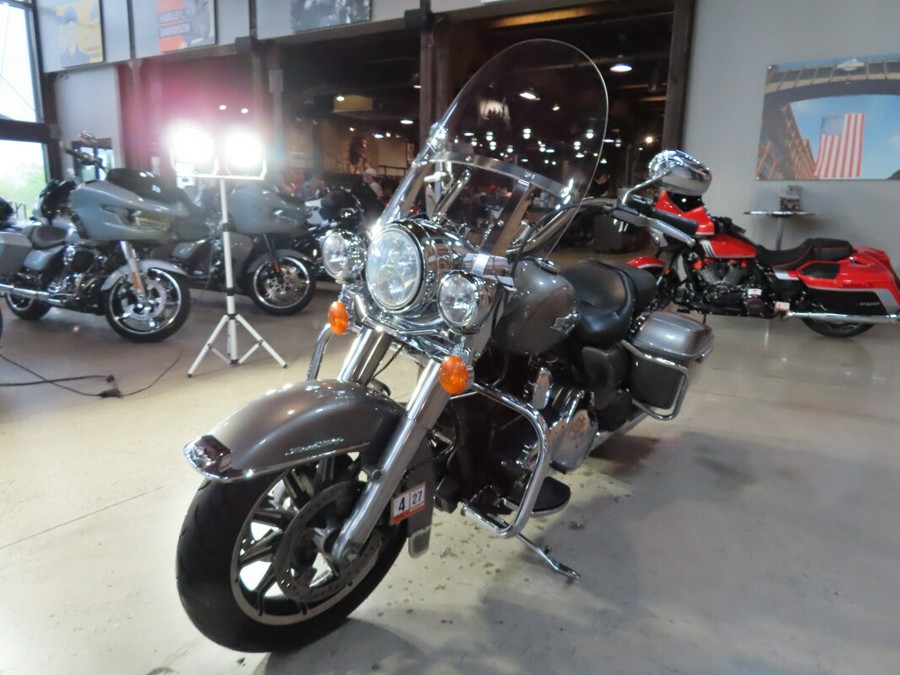 2016 Harley-Davidson® Road King® FLHR