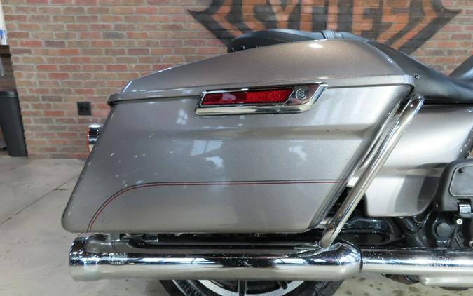 2016 Harley-Davidson® Road King® FLHR
