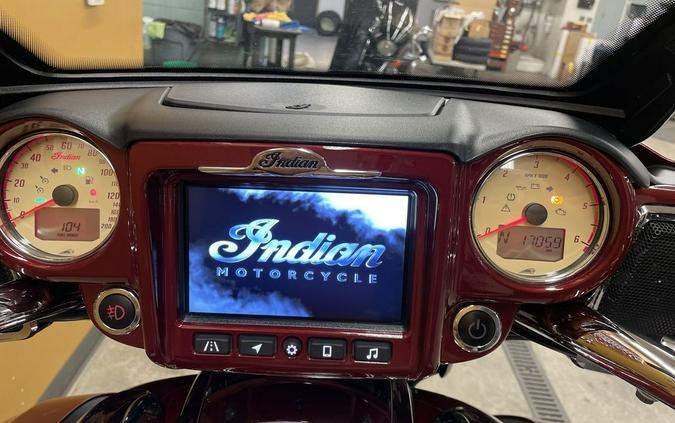 2020 Indian Motorcycle® Roadmaster® Burgundy Metallic