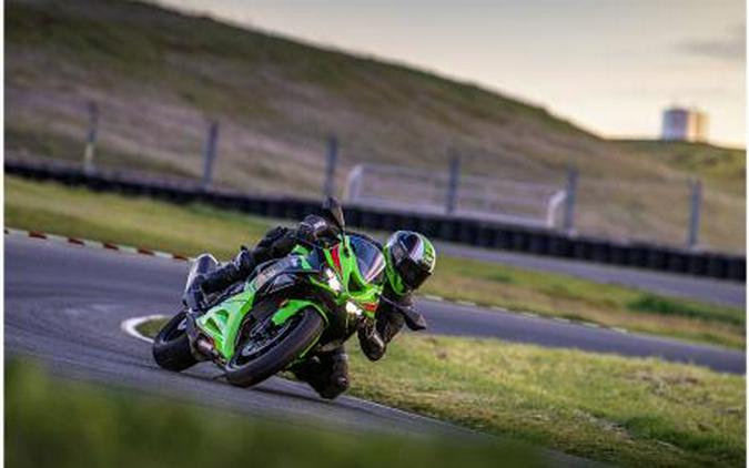 2024 Kawasaki Ninja® ZX™-6R 40th Anniversary Edition ABS