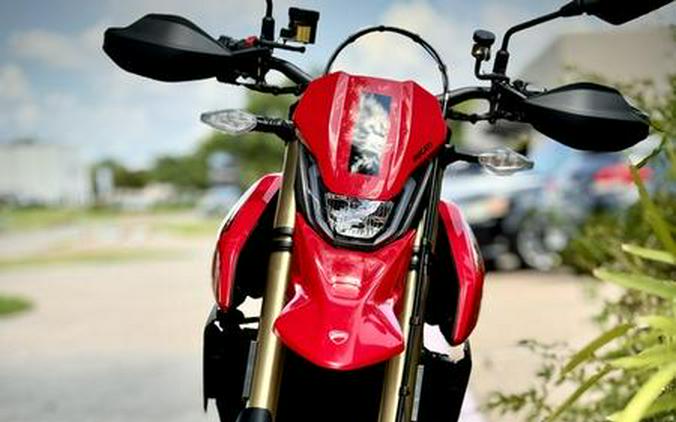 2024 Ducati HYPERMOTARD 698