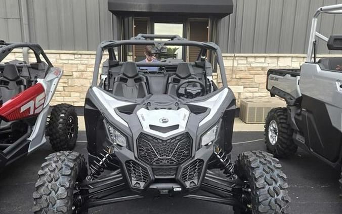 2024 Can-Am® Maverick X3 RS Turbo Catalyst Gray