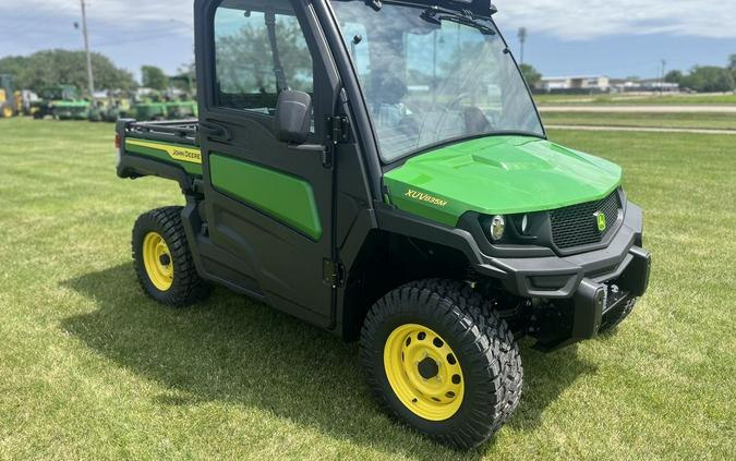 2024 John Deere 3-Passenger Gator™ XUV835M HVAC Cab