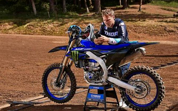 2025 Yamaha YZ450F Monster Energy Edition