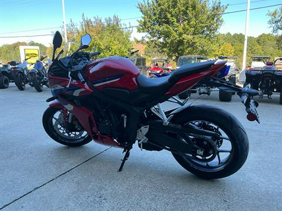 2025 Honda CBR650R E-Clutch