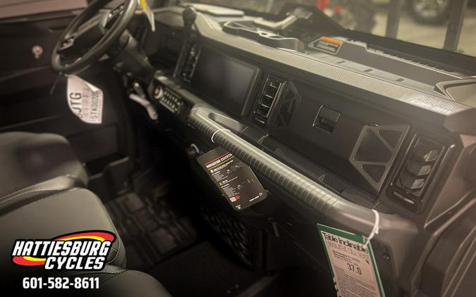 2026 Can-Am Defender Limited HD11 Dark Wildland Camo