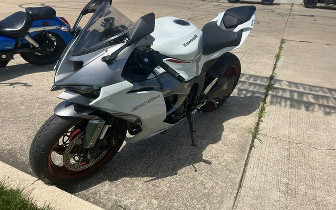 2024 Kawasaki Ninja ZX-6R ABS KRT Edition