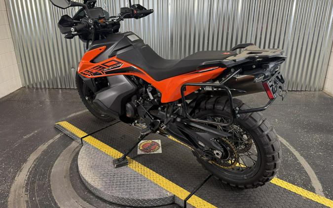 2022 KTM 890 Adventure