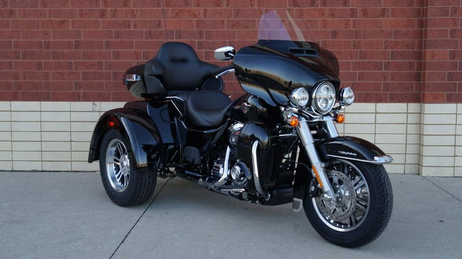 2024 Harley-Davidson® FLHTCUTG - Tri Glide® Ultra