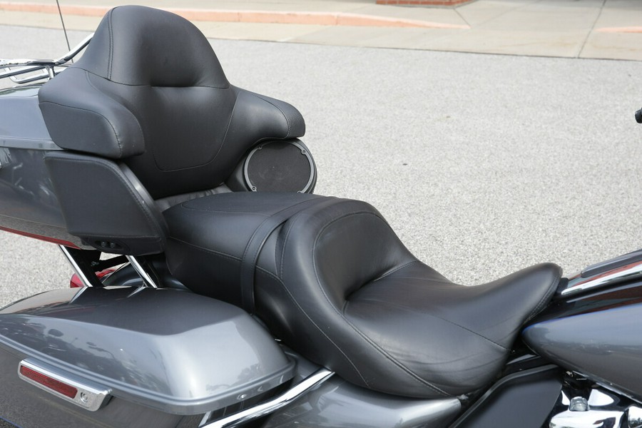 Used 2022 Harley-Davidson Road Glide Limited Grand American Touring For Sale Near Medina, Ohio