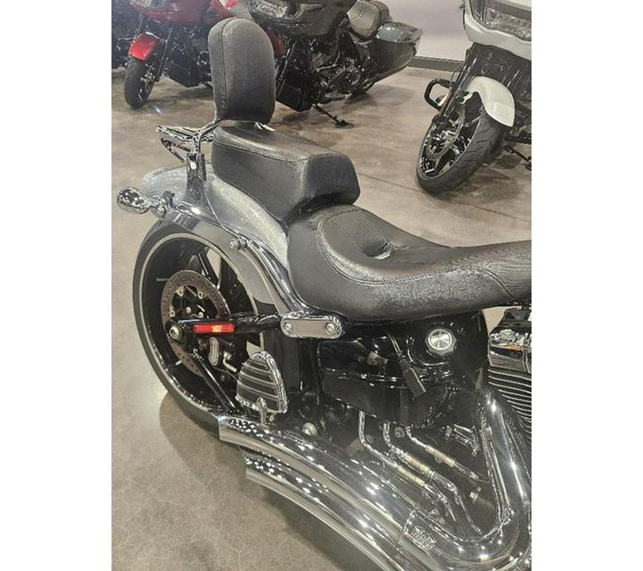 2015 Harley-Davidson® FXSB - Softail® Breakout®